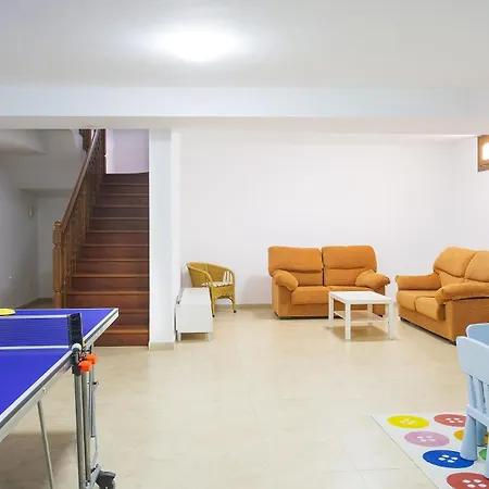 Wonderful Costa - 5 Bedrooms - Caletas - Perfect For A Large Group - Private Pool Hotel Teguise (Lanzarote)