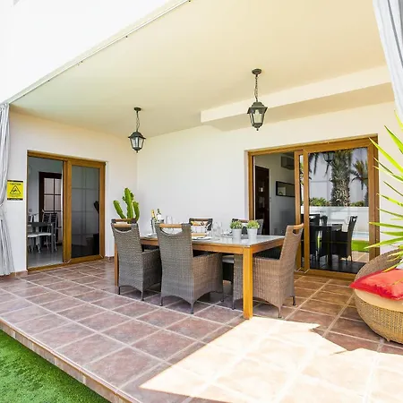 Wonderful Costa - 5 Bedrooms - Caletas - Perfect For A Large Group - Private Pool Hotel